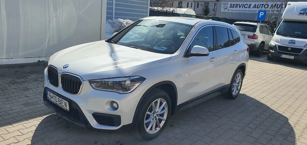 BMW X1  2,0d  xDrive  190CP 93150 km  automată  4x4  piele acoperiș panoramic