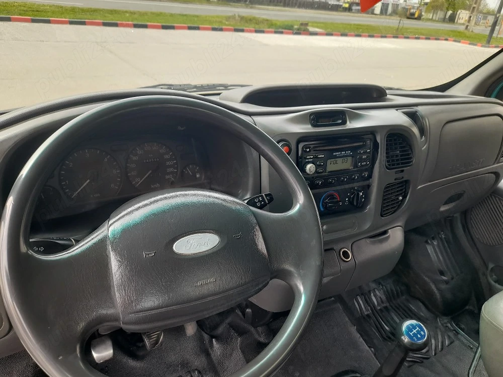 Ford Tranzit an 2003