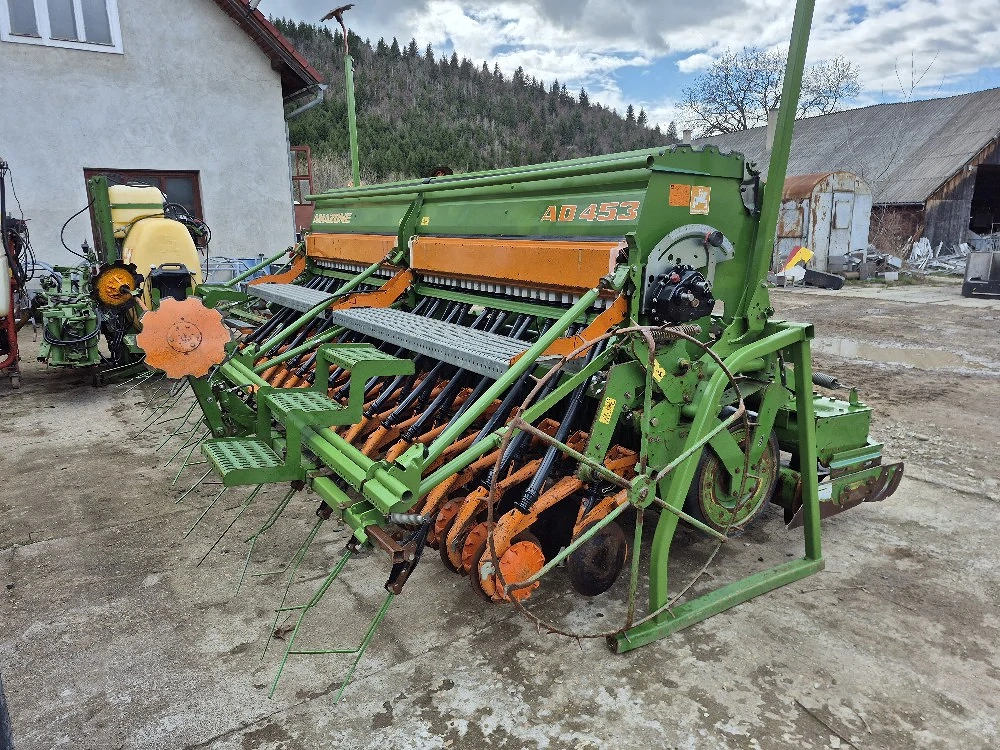 Amazone AD 453 semanatoare disc -freza Amazone KG 452. RECENT ADUSA DIN GERMANIA 