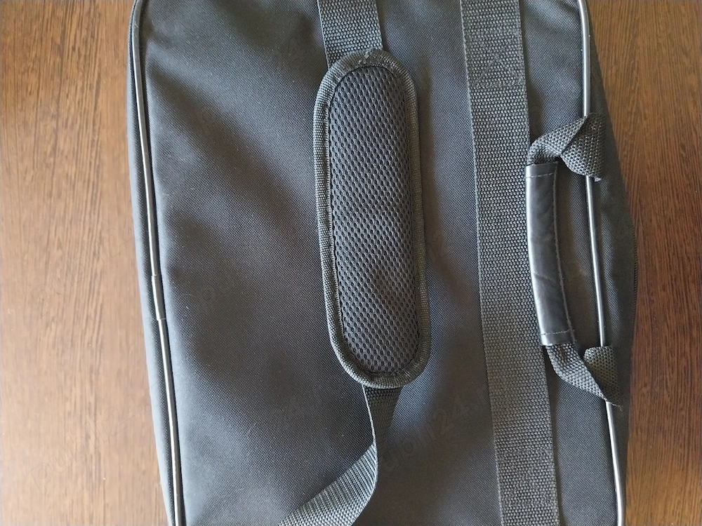 Vand Geanta Laptop  HP  noua