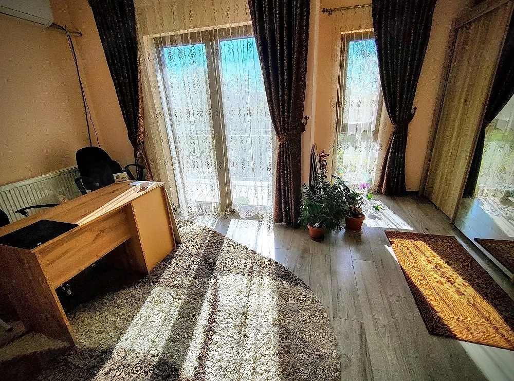 Casa insiruita cu 4 camere 2 bai teren 233 mp Calea Urseni la 2 minute de Magazinul Profi