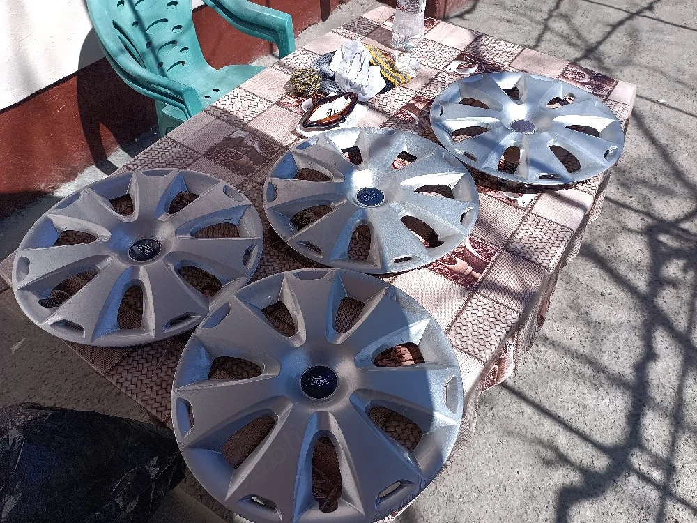 Capace originale Ford 16