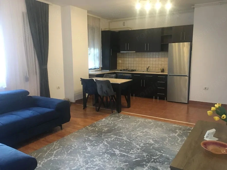 Ap cu 3 camere zona Soarelui bloc nou