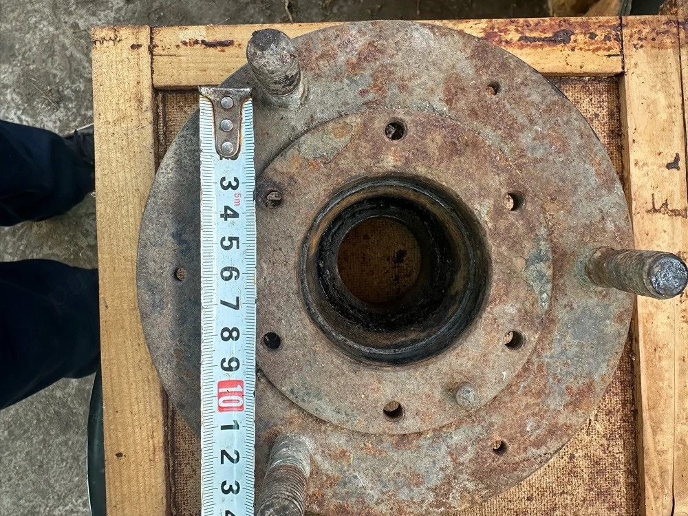 Butuci de remorca , caruta 