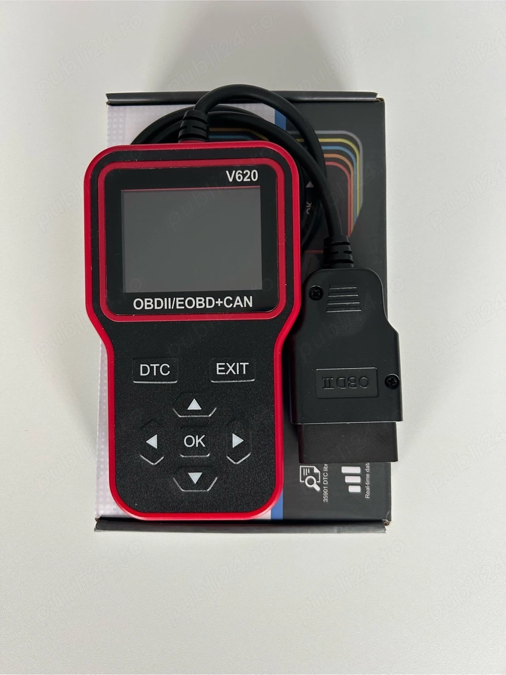 Tester auto universal diagnoza OBD2 V620 - sterge erori rapid