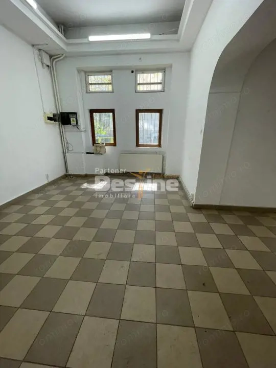   Spațiu comercial de vânzare – Bd. Timișoara, parter bloc