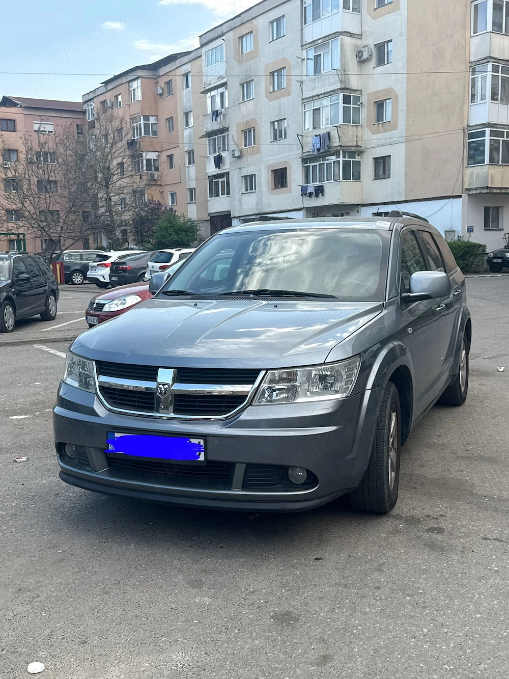 Vând Dodge journey 