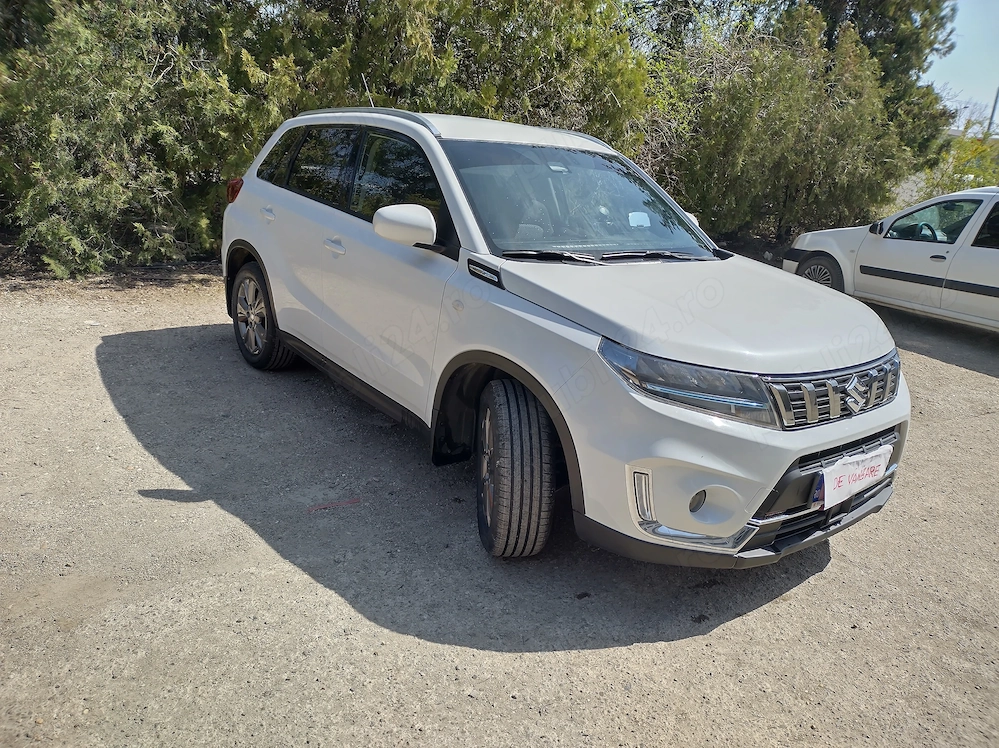Suzuki VitaraHybrid Allgrip,2  CP+20 CP electric,44.000km