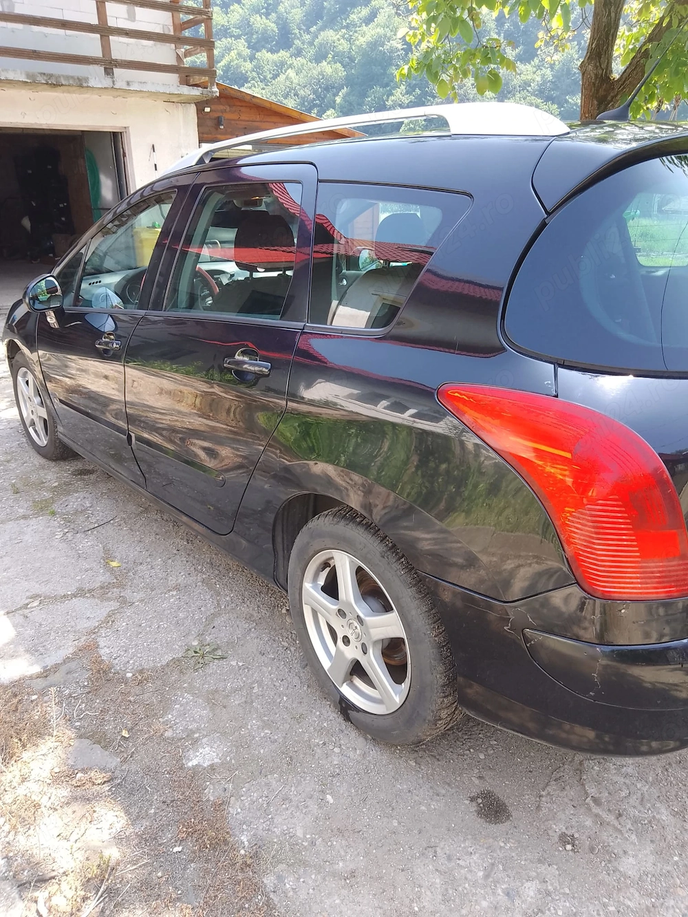 vând autoturism peugeot 308 sw 7 locuri