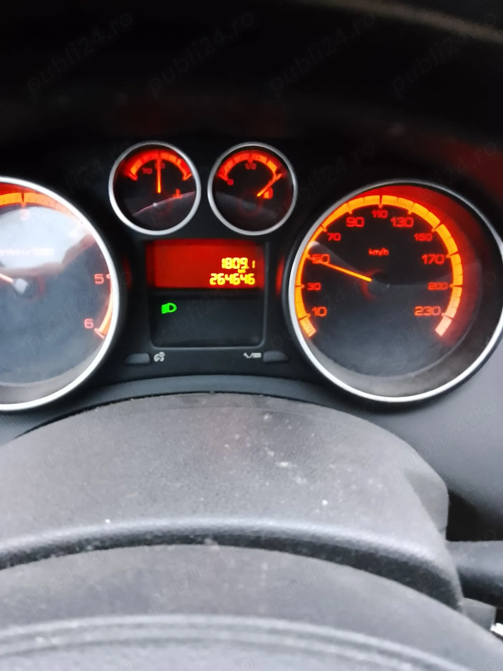 vând autoturism neînmatriculat 