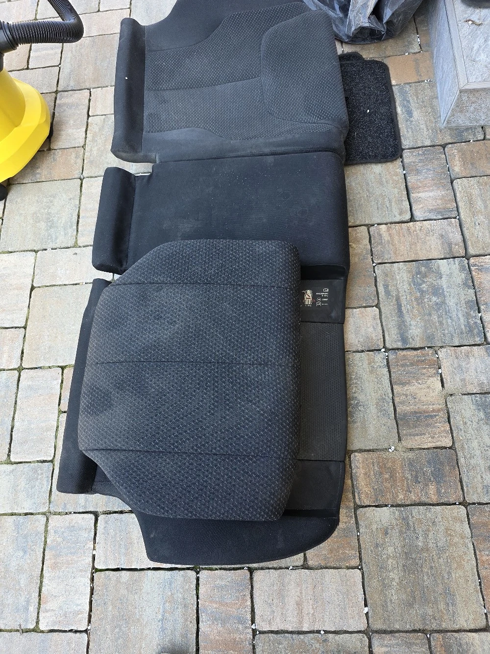 Bancheta cu șezut pentru copii pentru VW passat B6.Model rar