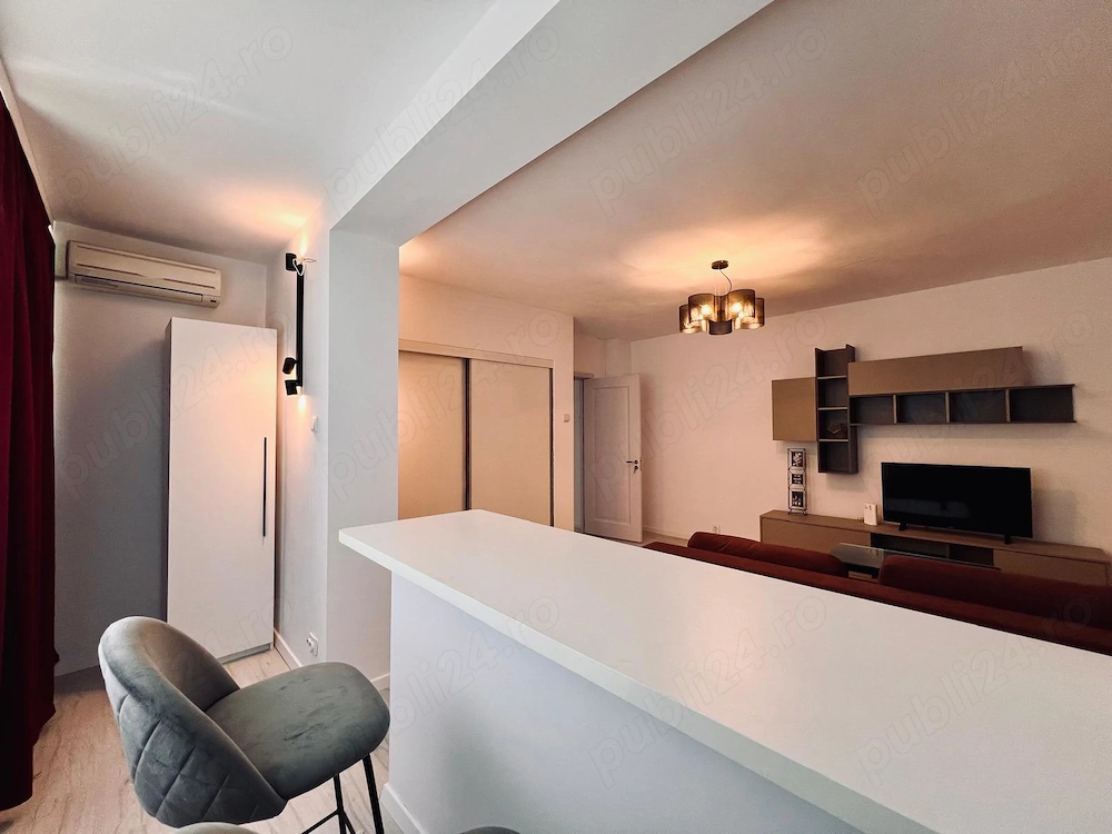 Garsoniera, renovata, 40mp, pt investitie sau locuit, 5 minute metrou Gorjului, semistradala