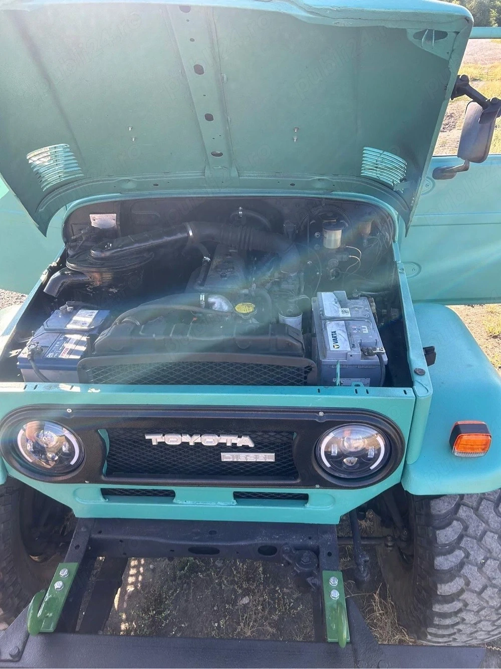 vand land cruiser 1977