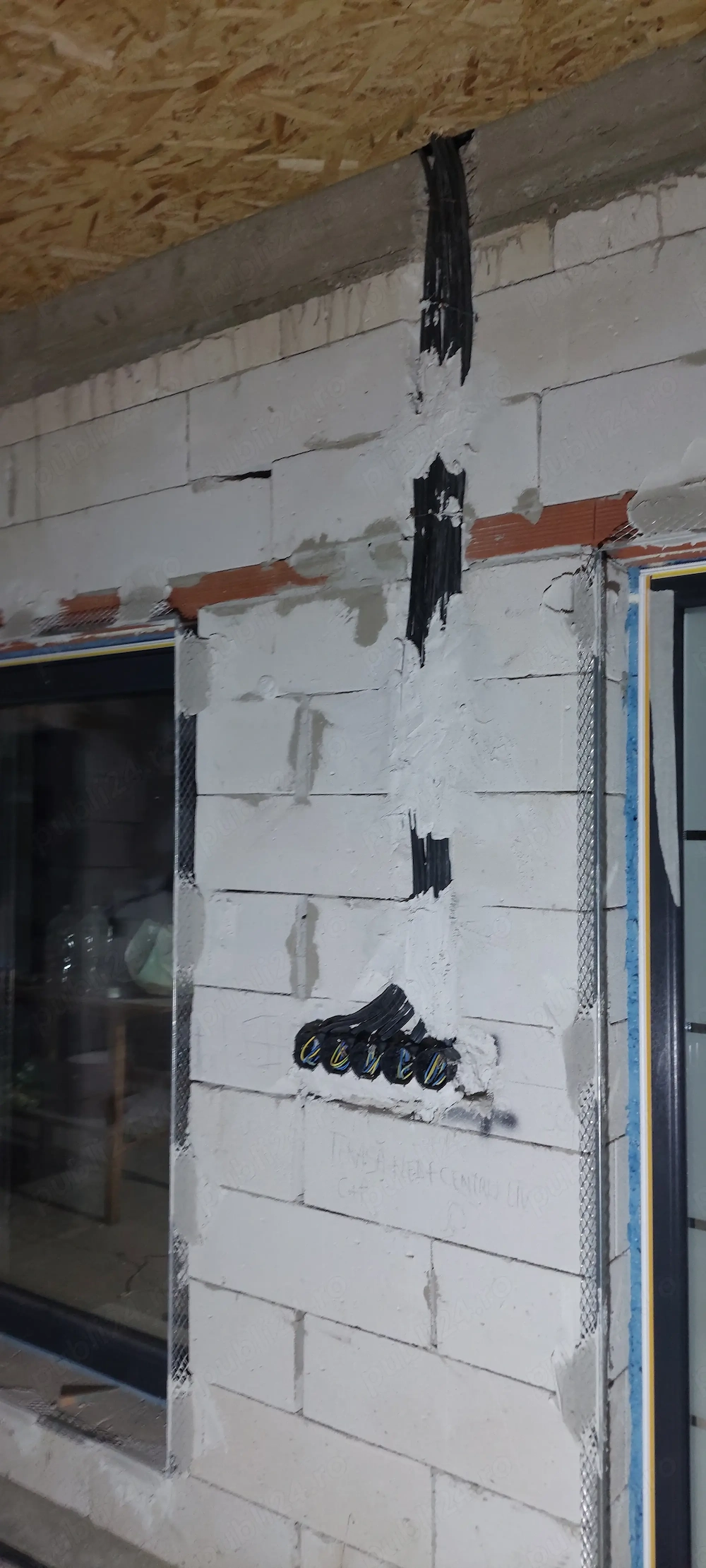 Electrician - instalatii electrice