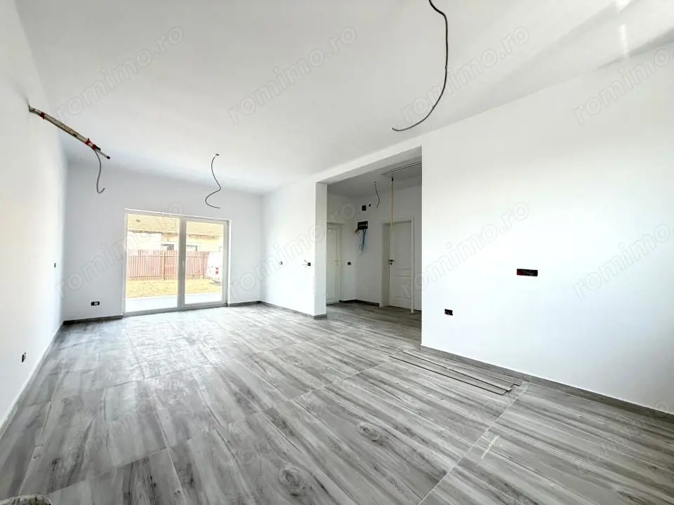 Casa individuala cu 3 camere, 68 mp utili, 290 mp teren - Sanandrei