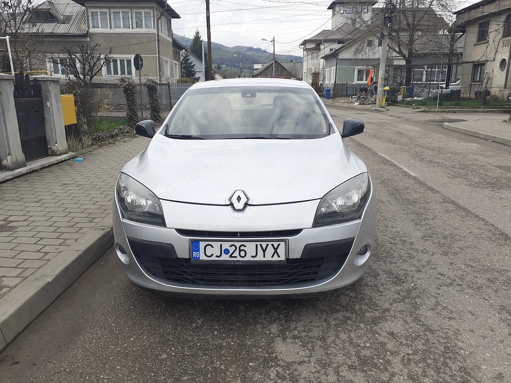 Renault megane 1.5 dci , 110 cp 2012