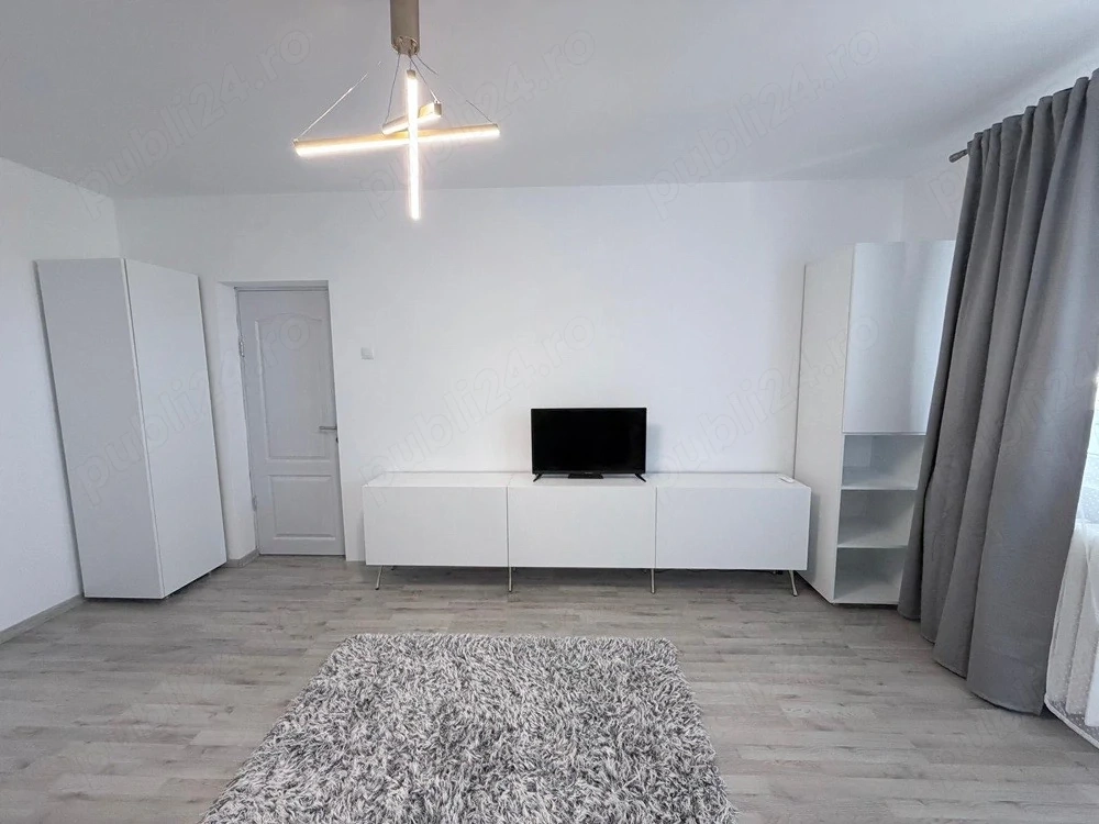  Garsonieră modernă 38 mp   regim hotelier   Airbnb   [Strada Garii nr 56 ]