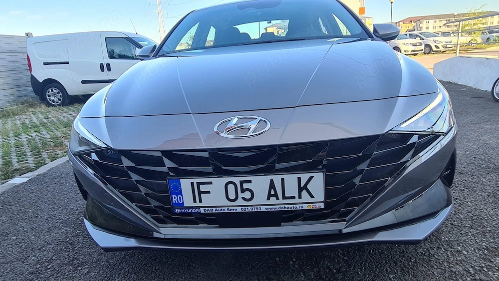 Hyundai Elantra 2021