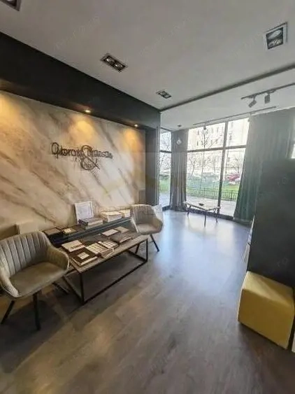 Chirie -Spatiul comercia- birou -135 mp- 13 septembrie