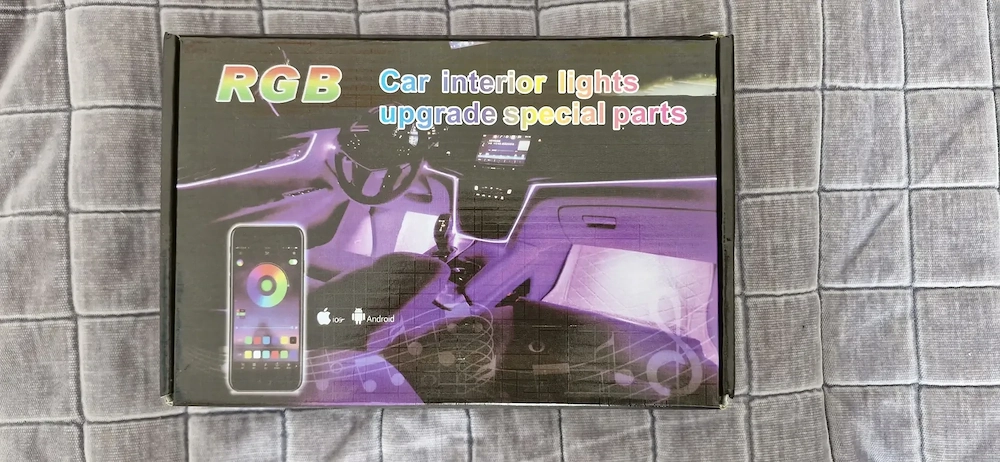 lumini de interior auto RGB cu telecomanda sau aplicatie