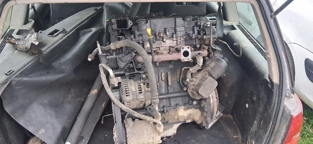 dezmembrez Peugeot Ford Vw bora