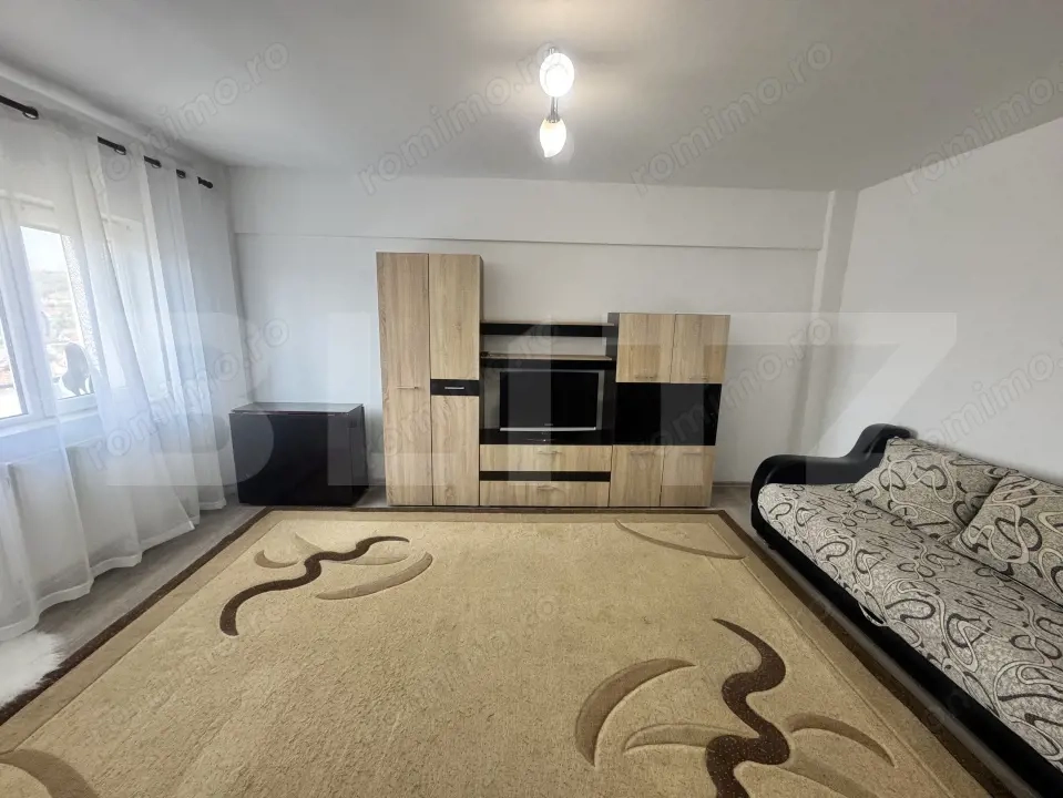 Garsonieră de închiriat, 26 mp, zona Stadion