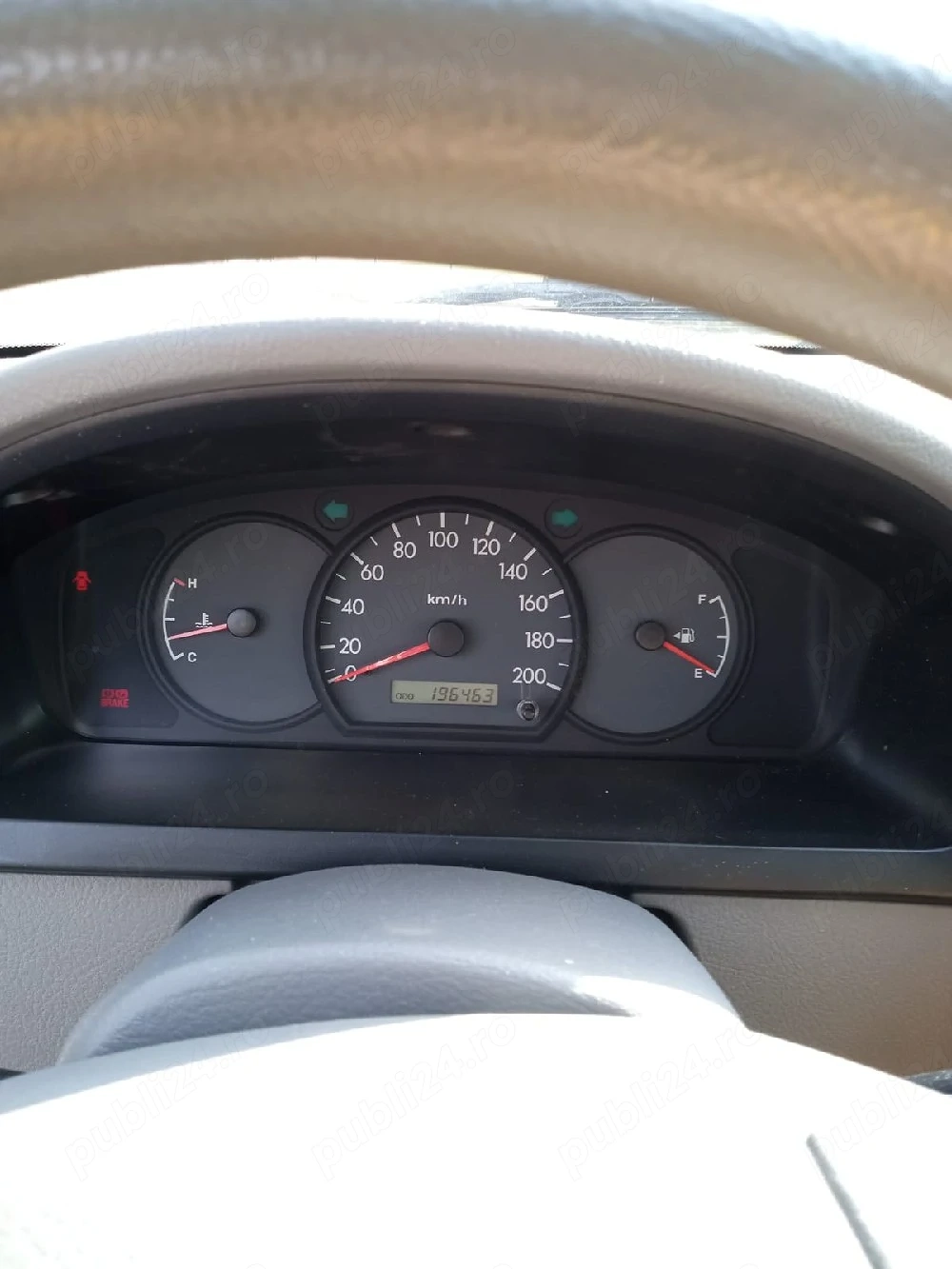 vand 2 masini kia rio si honda jazz