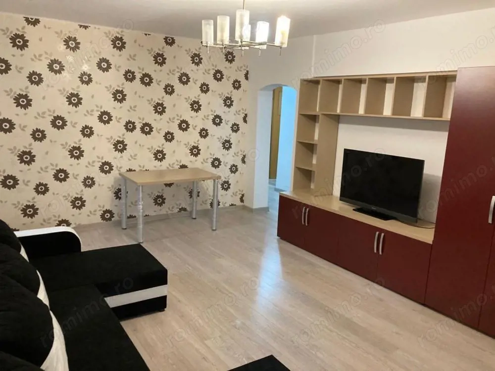 Apartament 3 camere de inchiriat,  parcare -Drmul Sarii