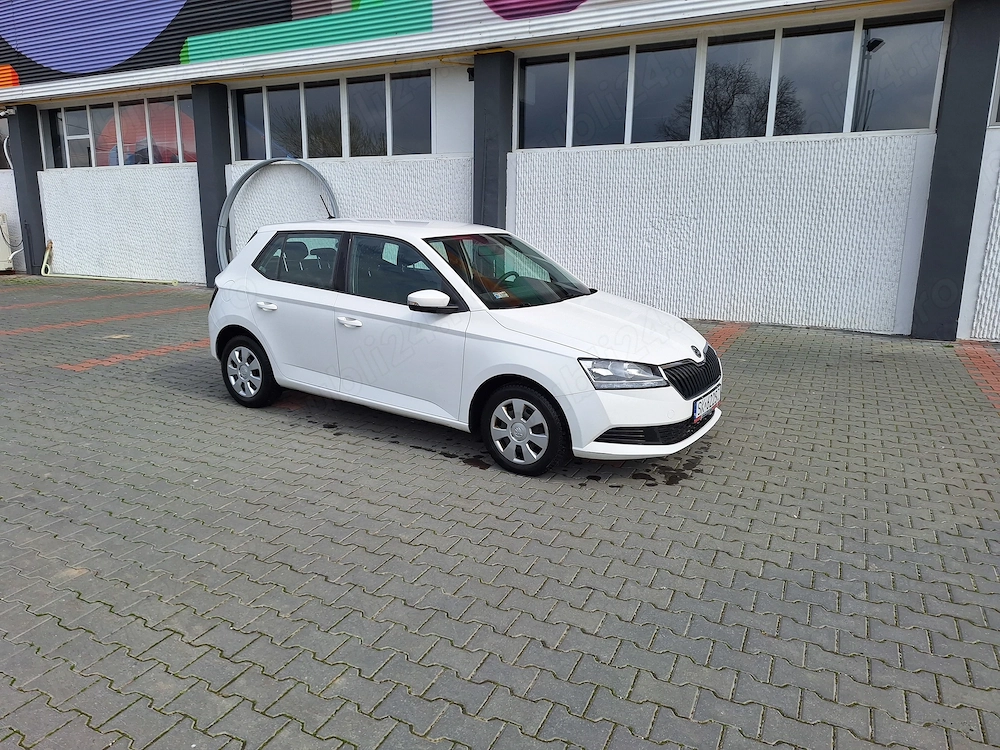 Fabia.   An 2020.   GPL.    CLIMA.   bacau. 3600 euro