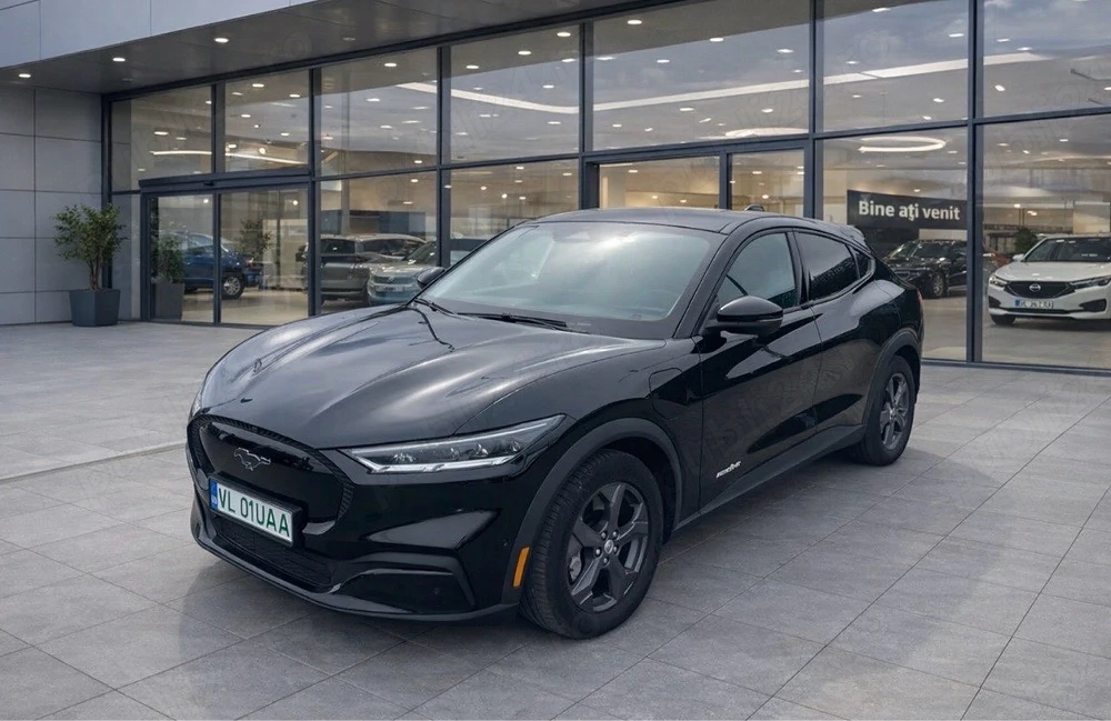 Ford Mustang Mach-E  300Cp Electric Model Premium
