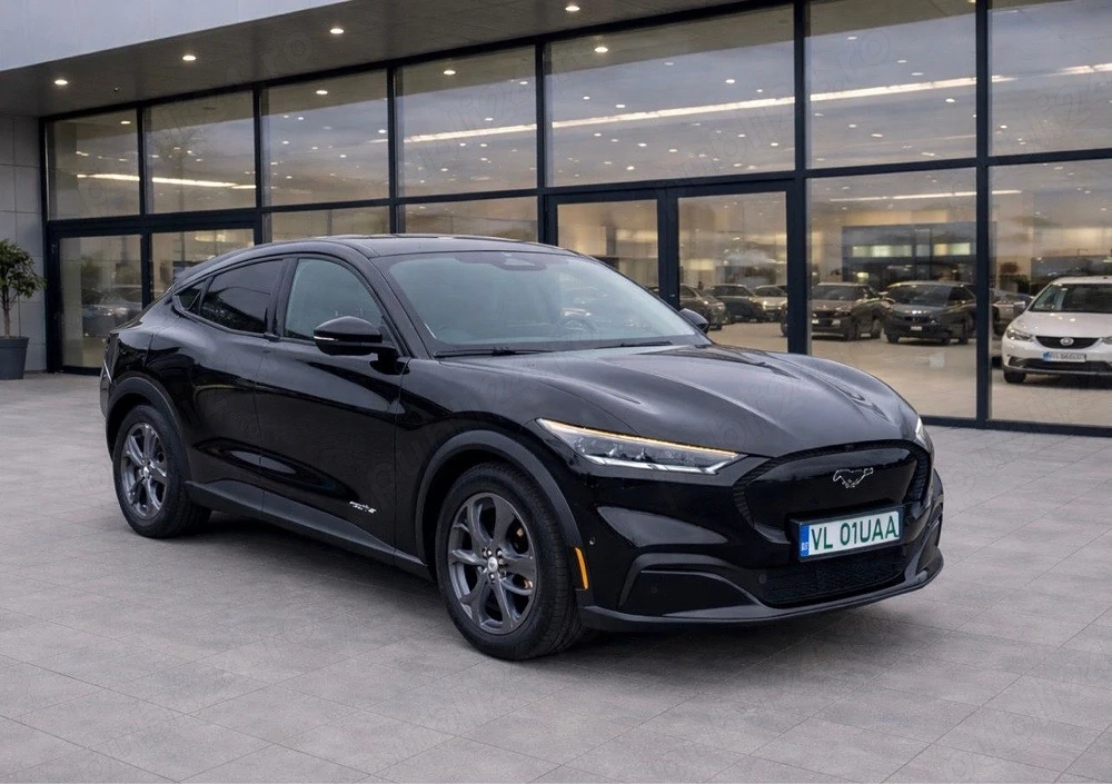 Ford Mustang Mach-E  300Cp Electric Model Premium