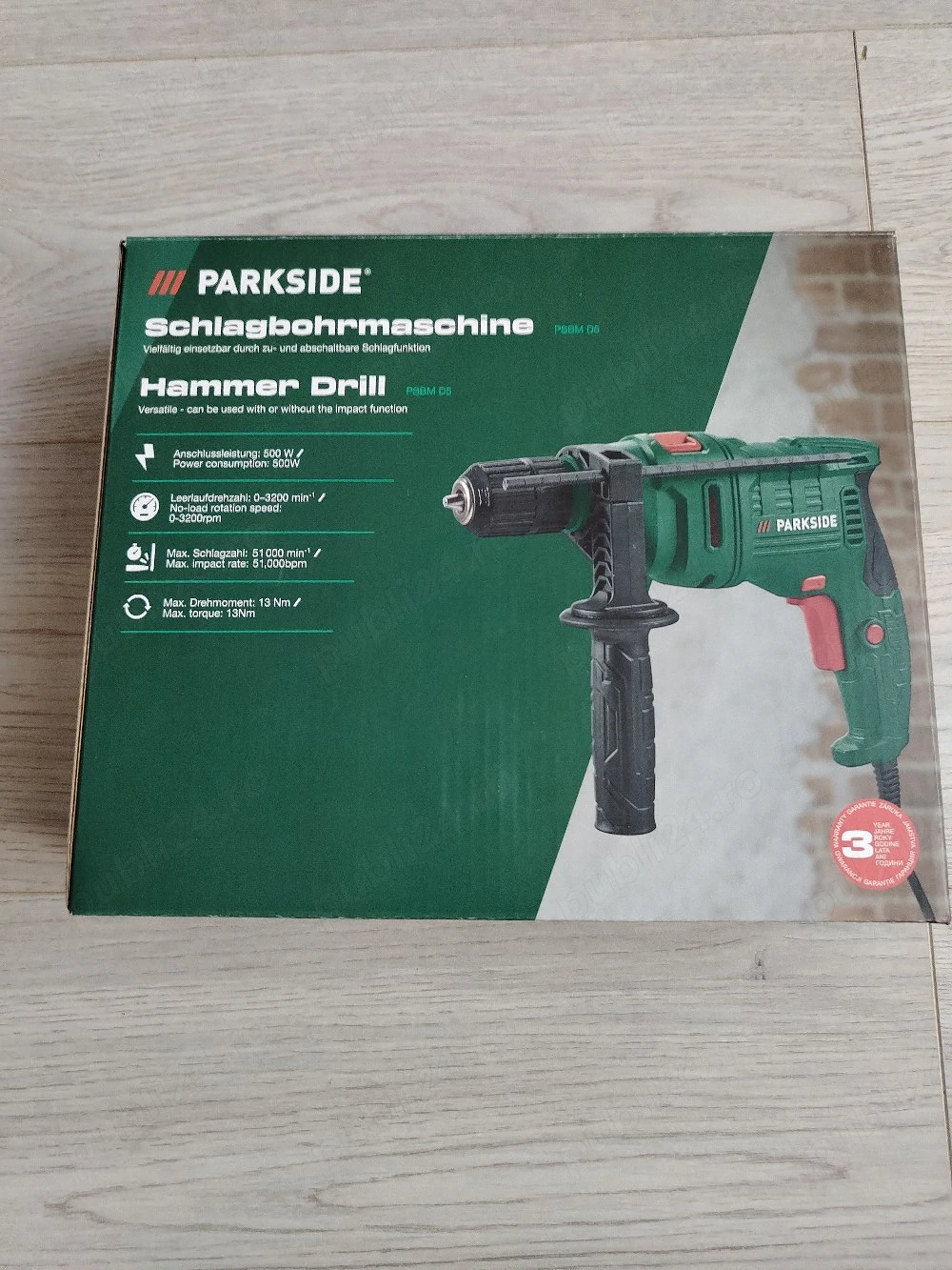 Bormașina cu percuție nouă 