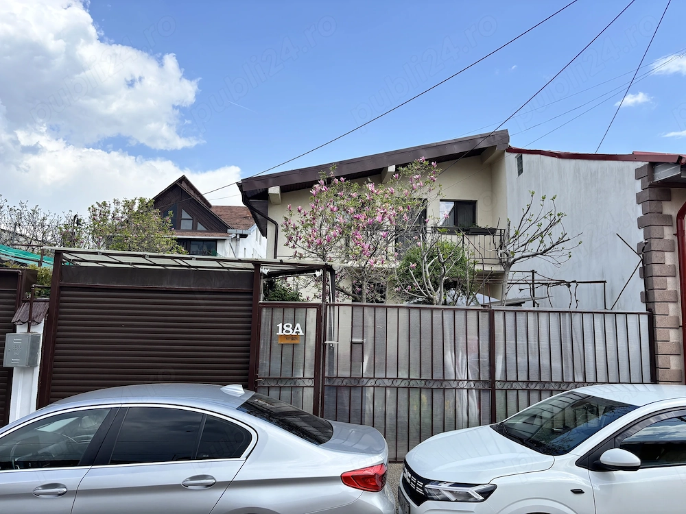 Casă cu două locuințe, teren 312 mp, aproape de centru   Cartier Aluniș