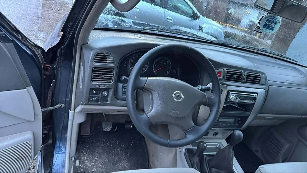 Nisan Patrol Y61 autoutilitara