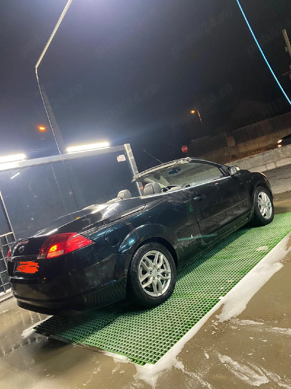 Vând Ford focus decapotabil 2,0 benzină,145 cai ,din 20009 4150 Euro neg!