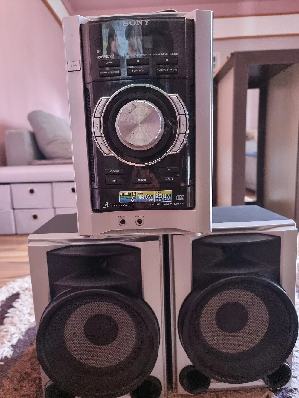 vand combina muzicalaSoni