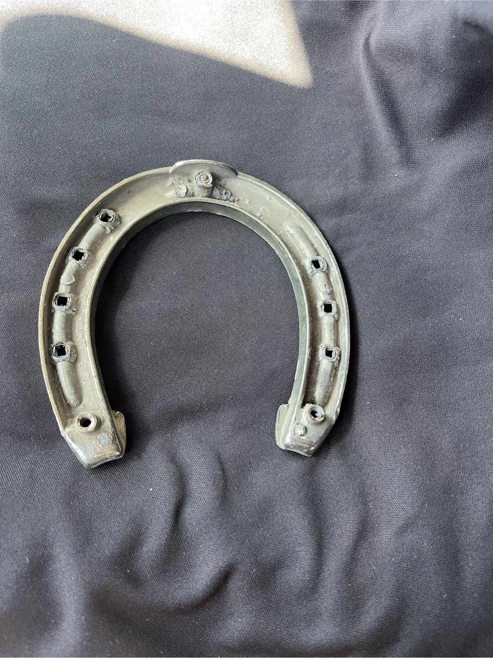 Potcoava ornament grila radiator