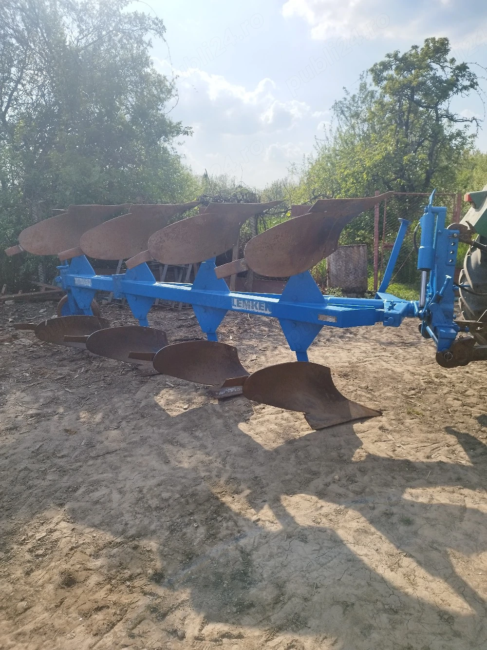 Plug Lemken Opal 140