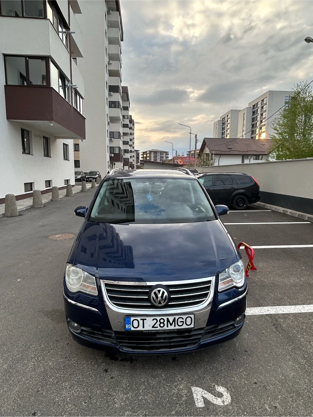     Touran 2008 facelift Automat 2.0 TDI   Full, Acte la zi, Întreținut