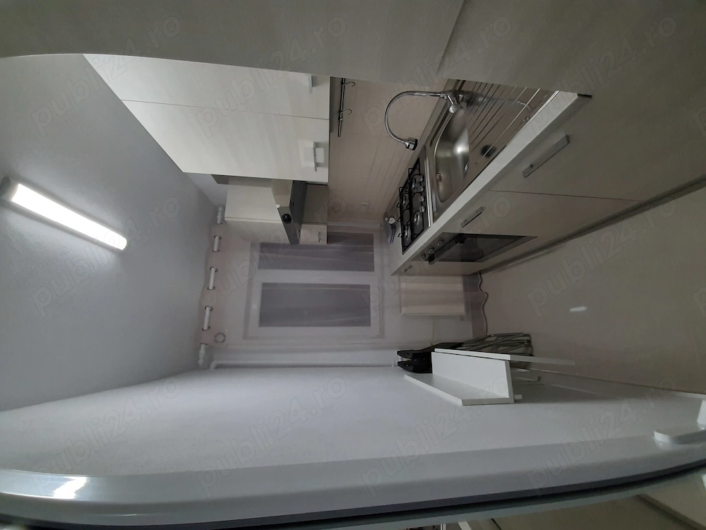 Inchiriez apartament 