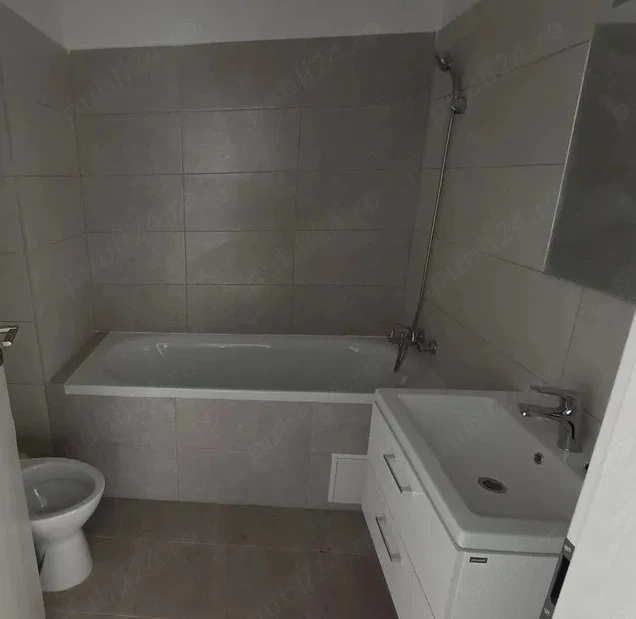 central BRASOV apartament 2 camere CHIRIE