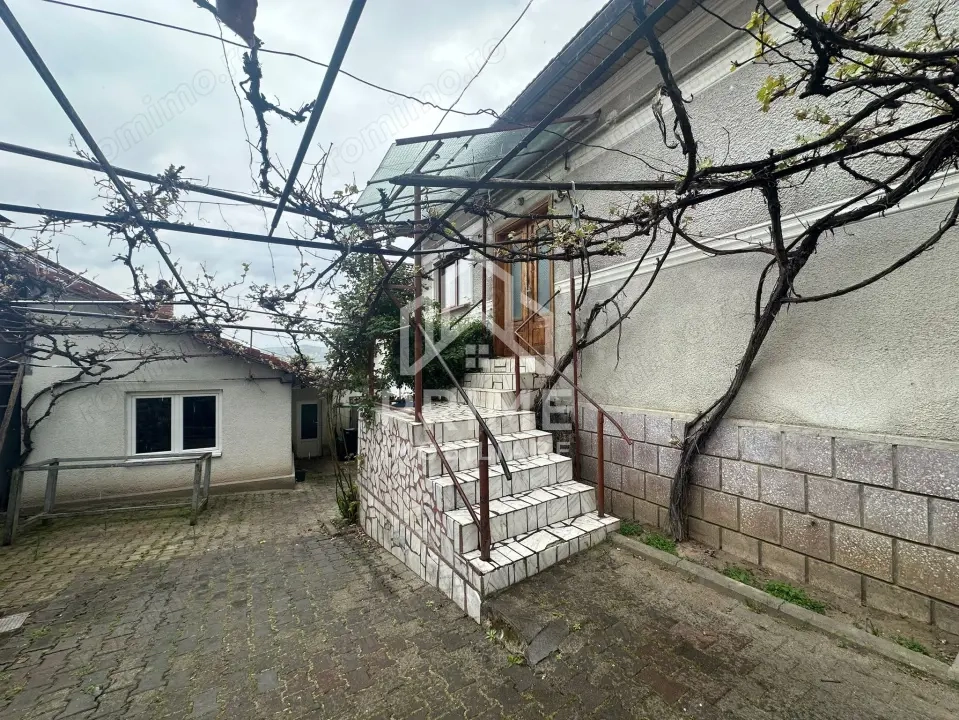 Casa Individuală 115 mp| 5 camere, teren 496 mp| zona Cugir 