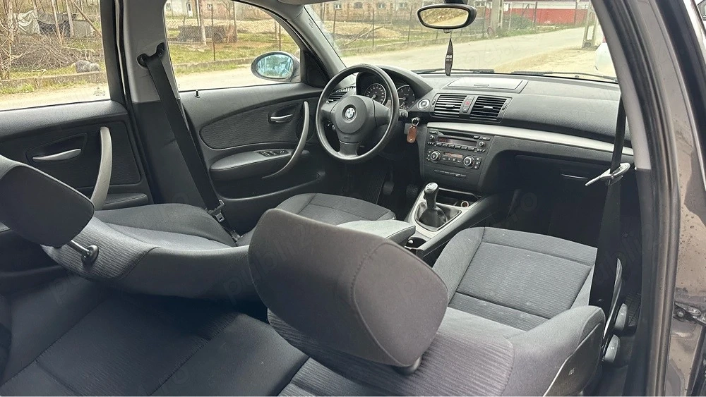 Vând BMW Seria 1 (E87) Facelift  2.0 Diesel An 2007 6+1 Trepte