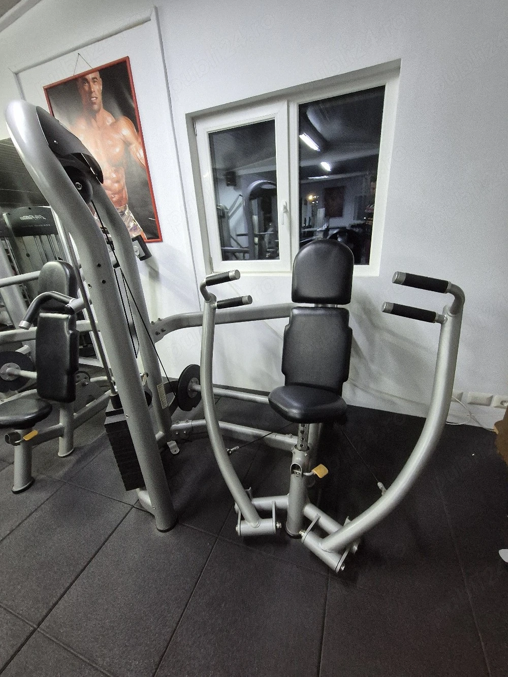 Presă piept convergentă Matrix G3 !!!