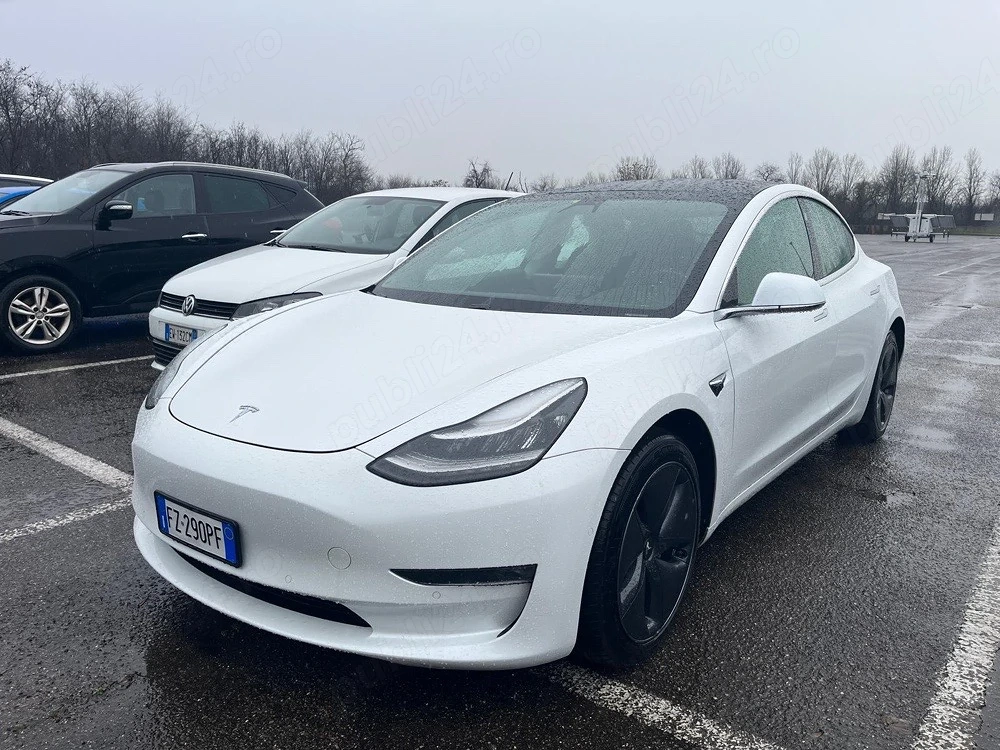 Tesla 3 Long Range Dual Motor AWD 4x4 model 2020