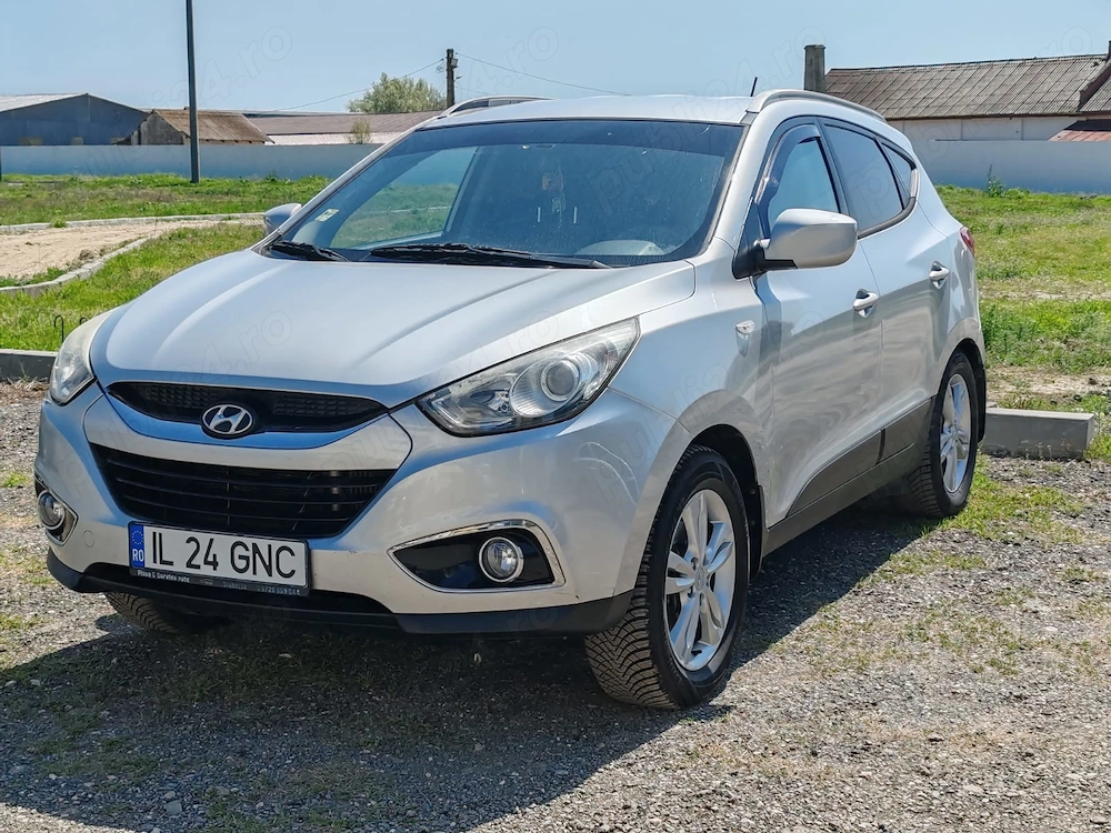 Vând Hyundai ix35