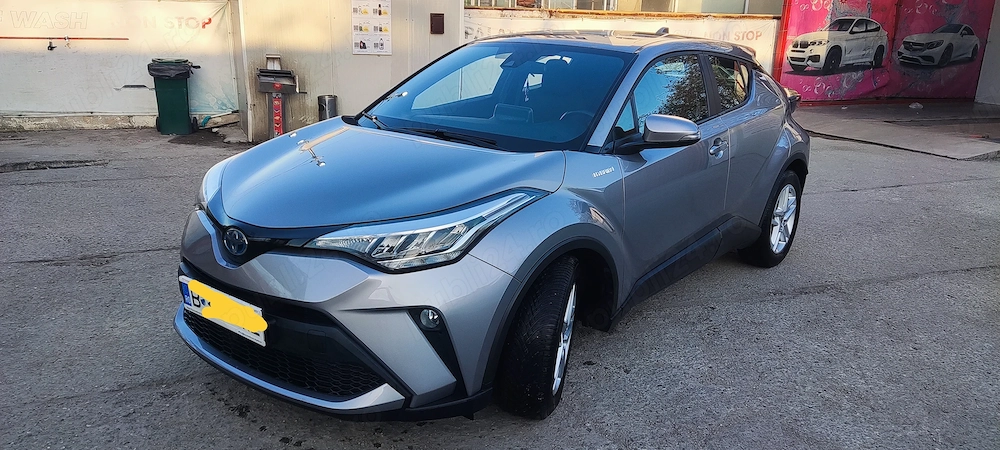 Vând autoturism Toyota C-HR 