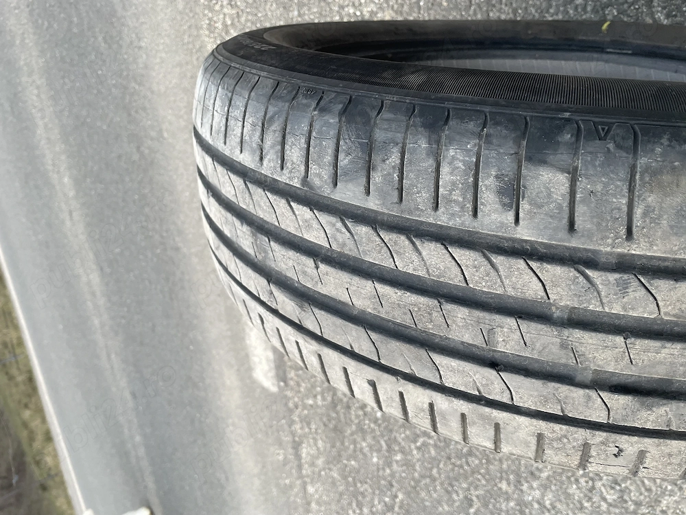 Vând 2 cauciucuri 225/60/17