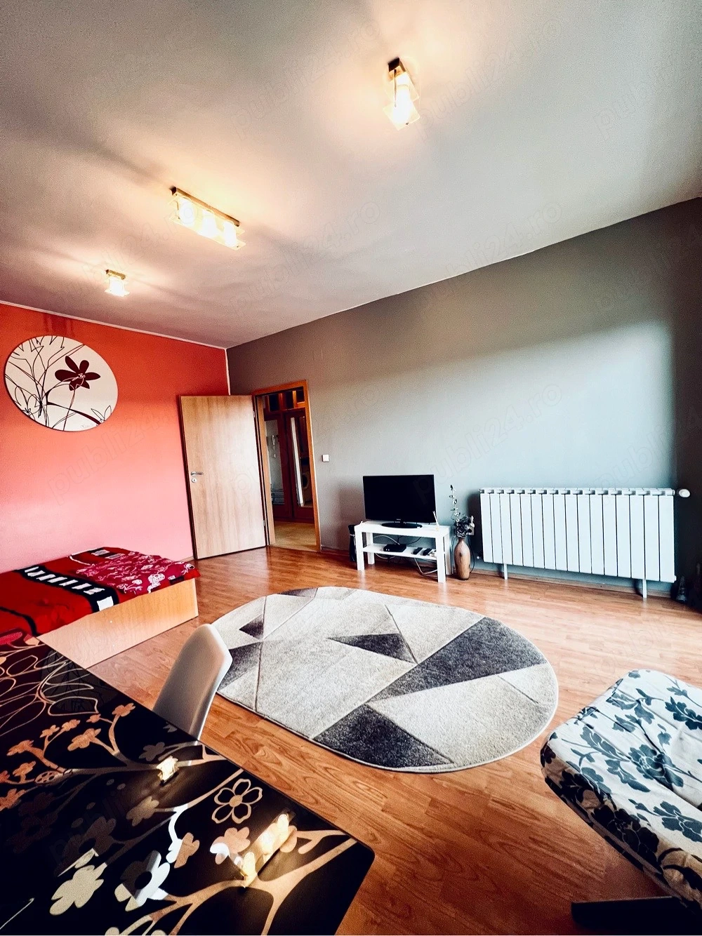 Proprietar inchiriez apart. tip STUDIO, bloc NOU, Complex Studentesc.