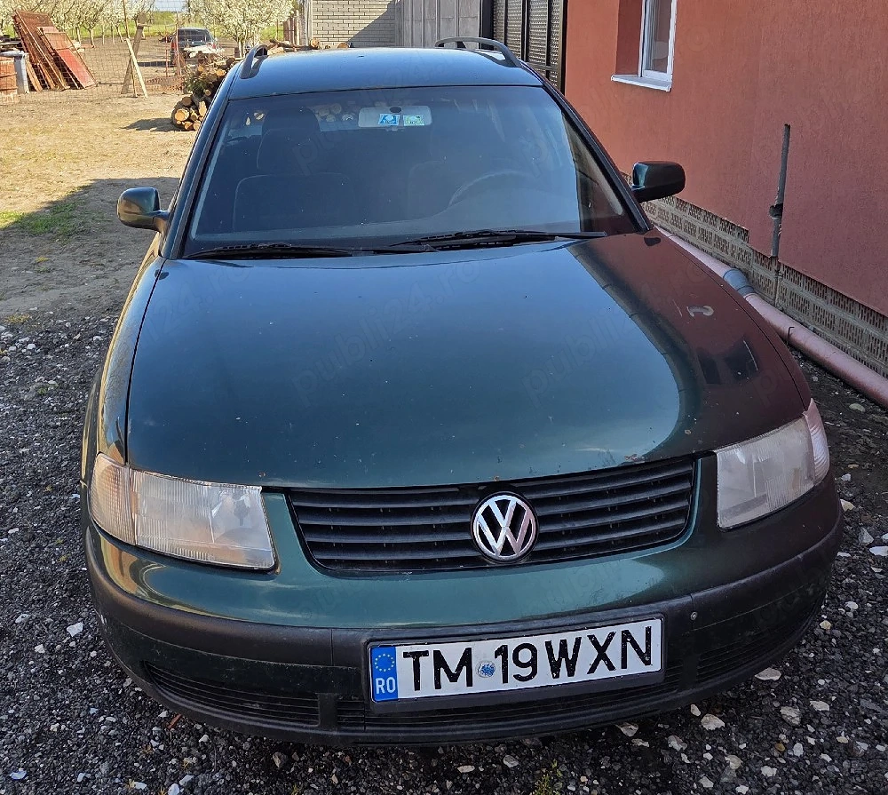 Vând VW Passat 1.9 TDI + inca 1 passat radiat pt piese